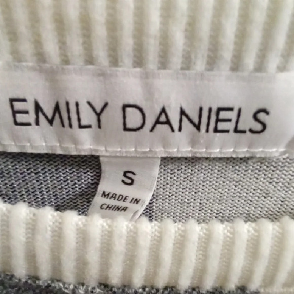 Womens Classic Black and White Crewneck Sweater Large Buffalo Check - Picture 2 of 4